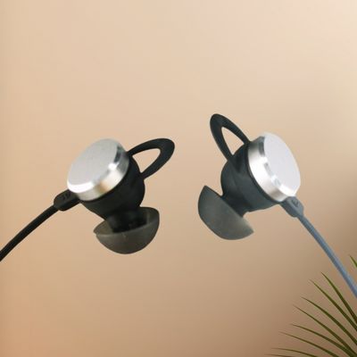 Wireless Digital Hearing Aids 2hr Charging Background Noise Cancelling Hearing Aids